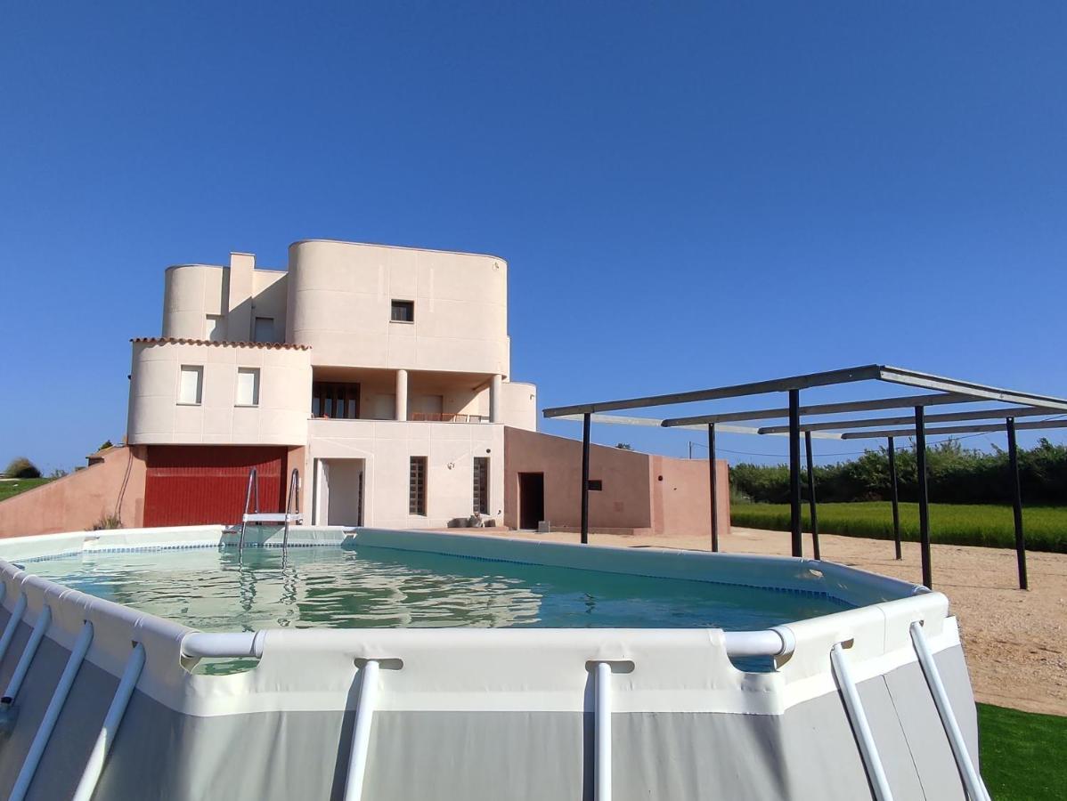 Villa De L'Ebre Deltebre Exterior photo